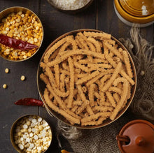 Load image into Gallery viewer, SKC Pepper Murukku Sticks - 180g
